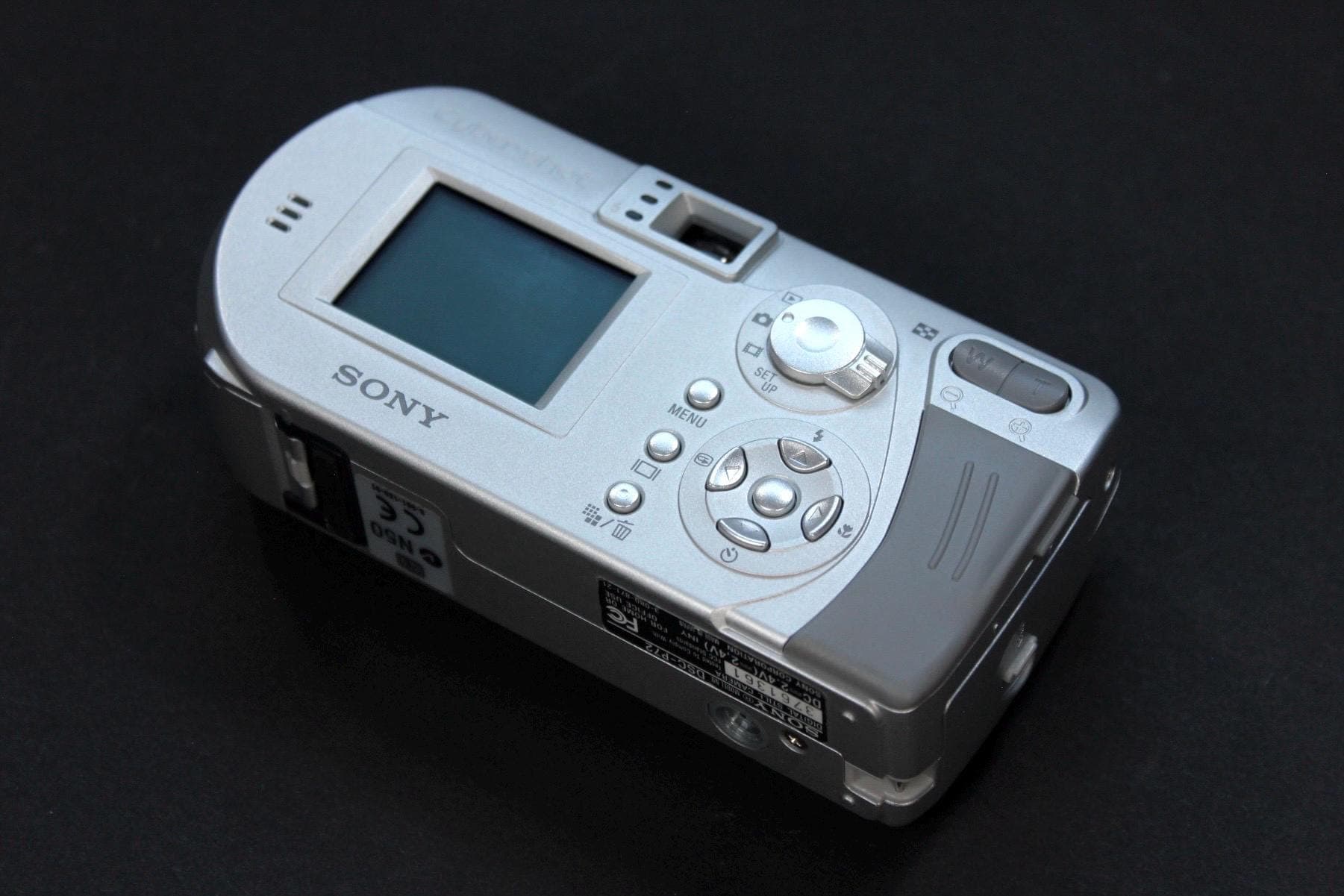 Sony Cyber-shot DSC-P72 - Image 6