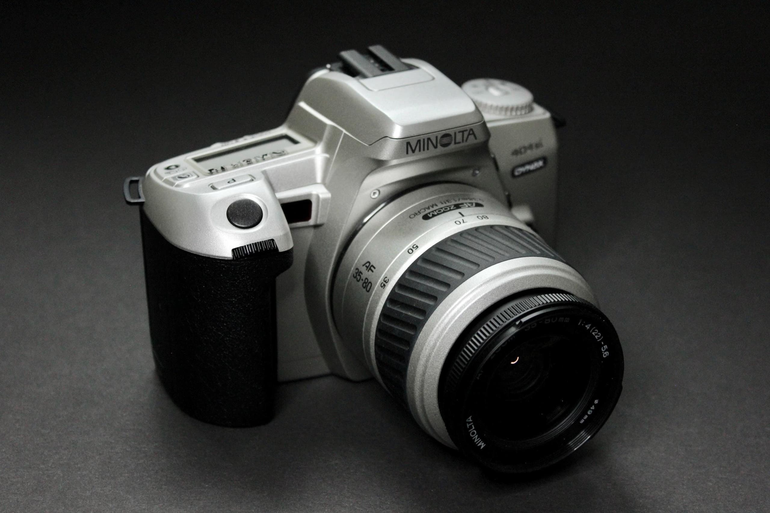 Minolta Dynax 404si with Olympus Power Zoom AF Lens - Image 3