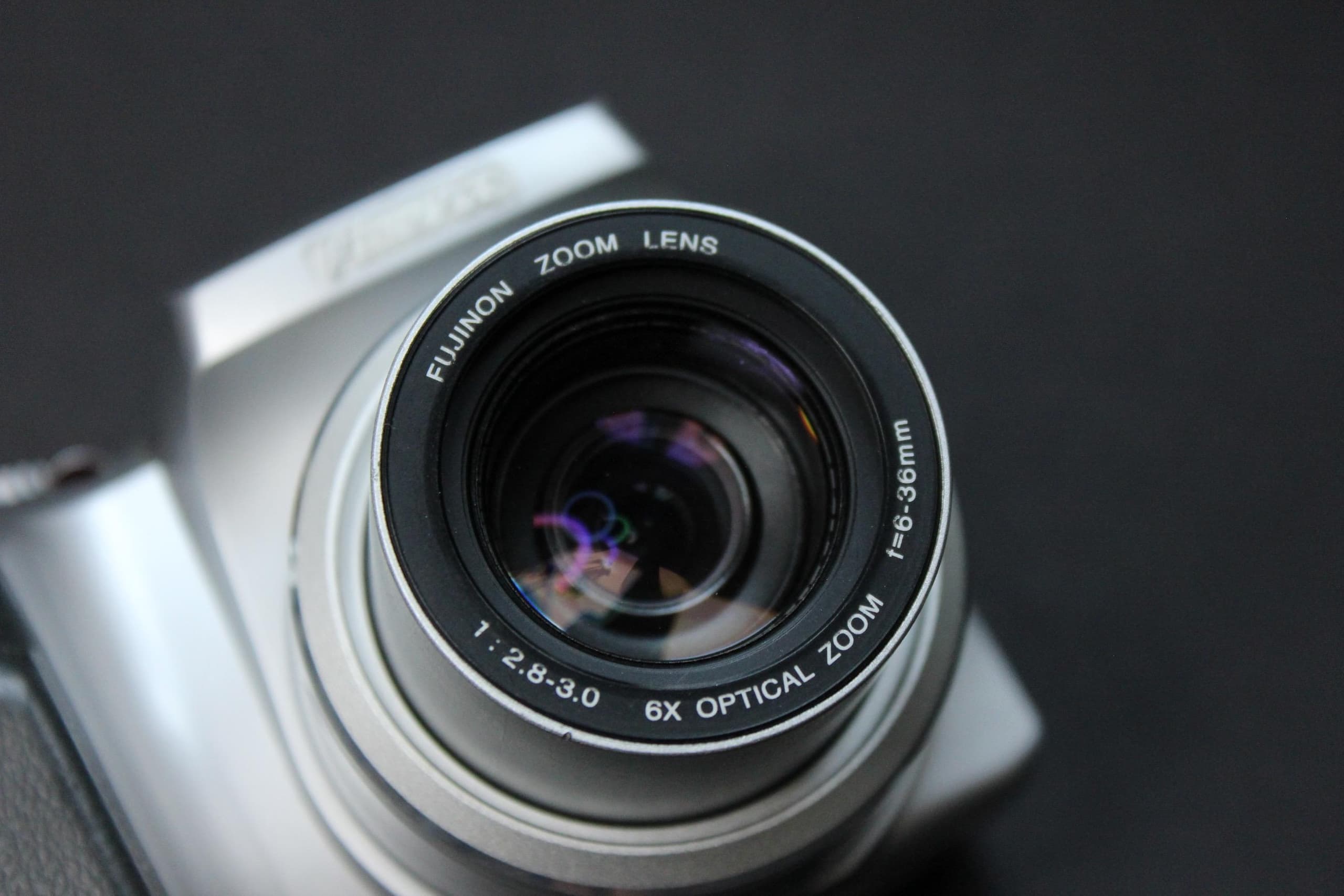 Fujifilm FinePix S3000 - Image 3