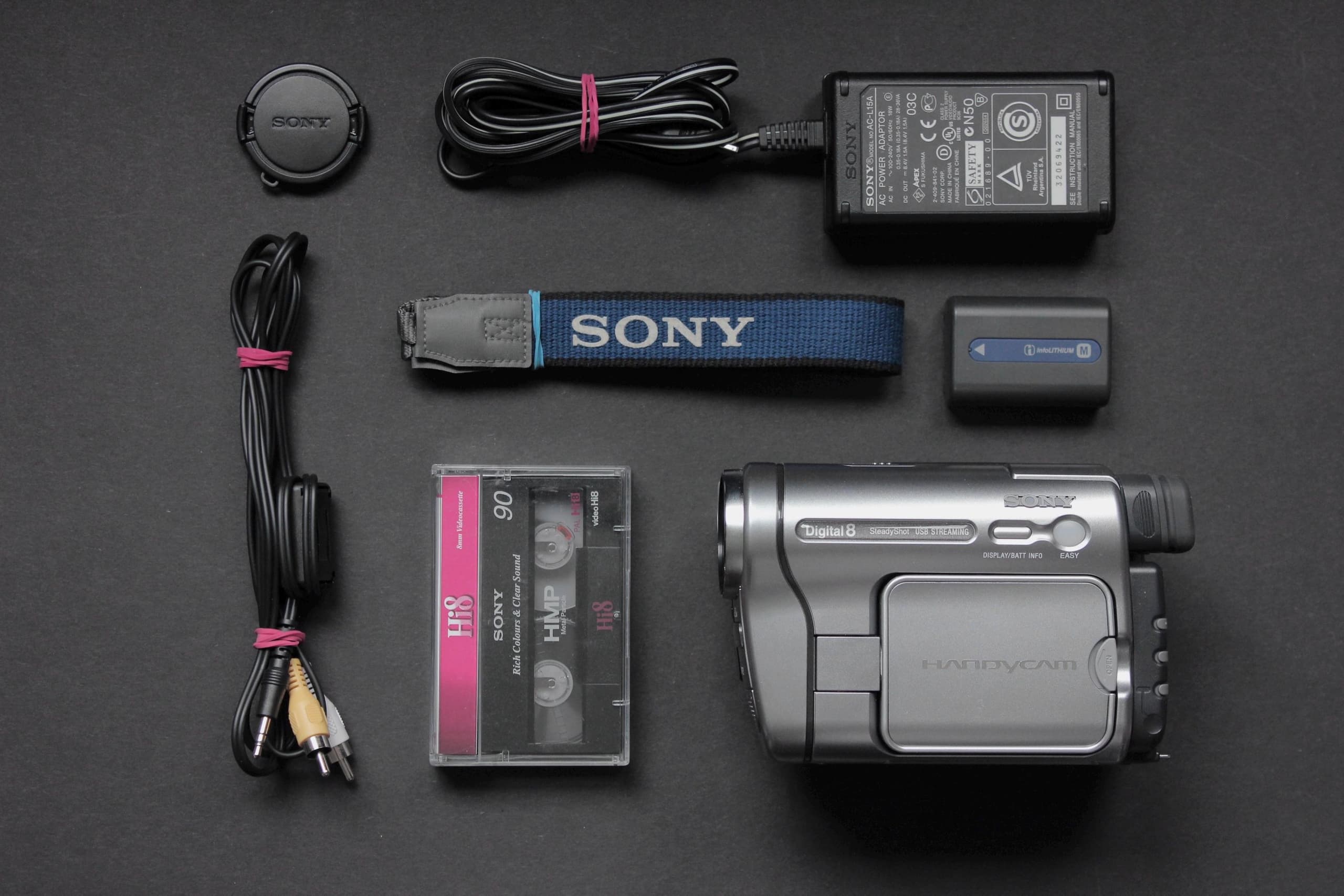 Sony Handycam DCR-TRV270E PAL - Image 4