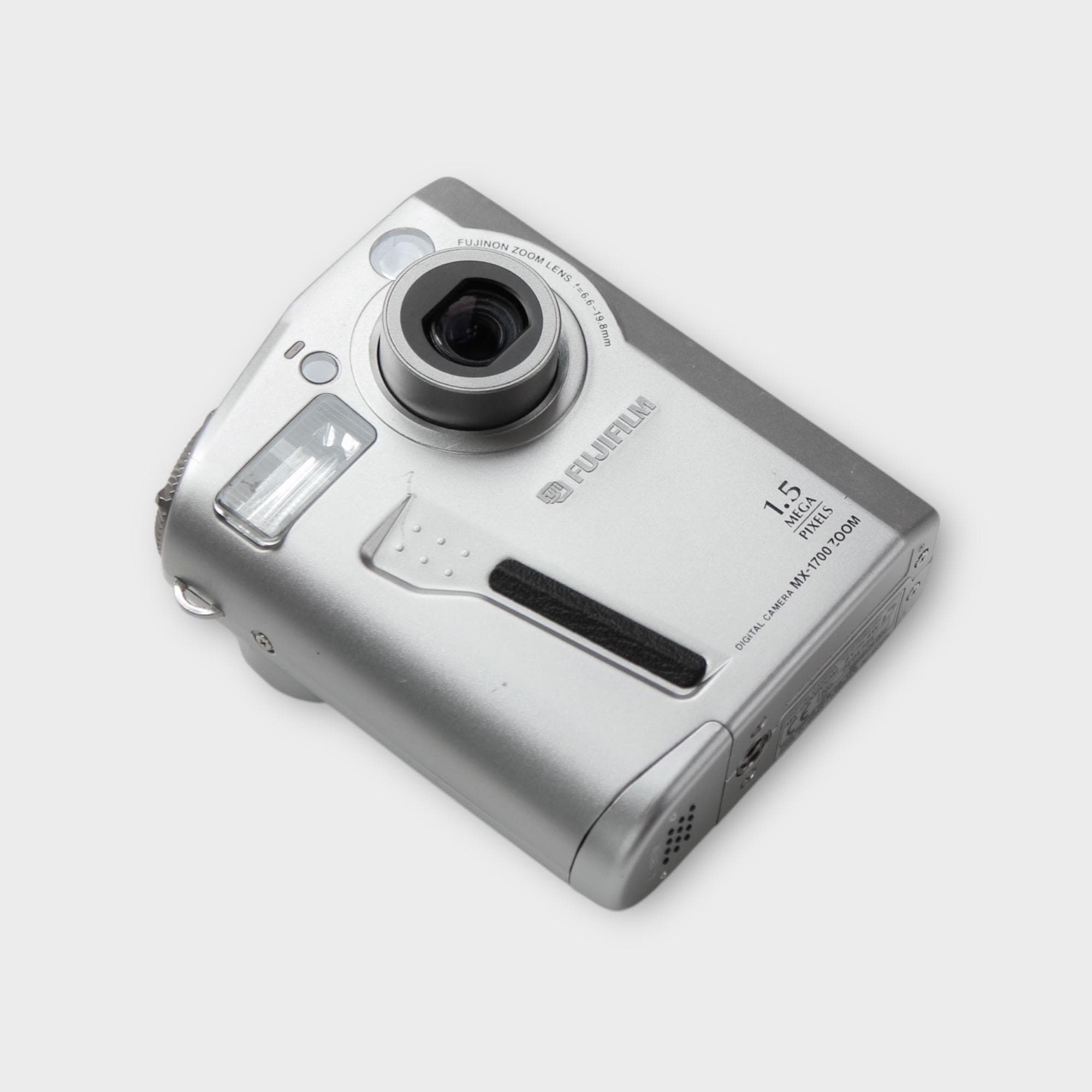 FujiFilm FinePix 1700 Zoom - Image 5