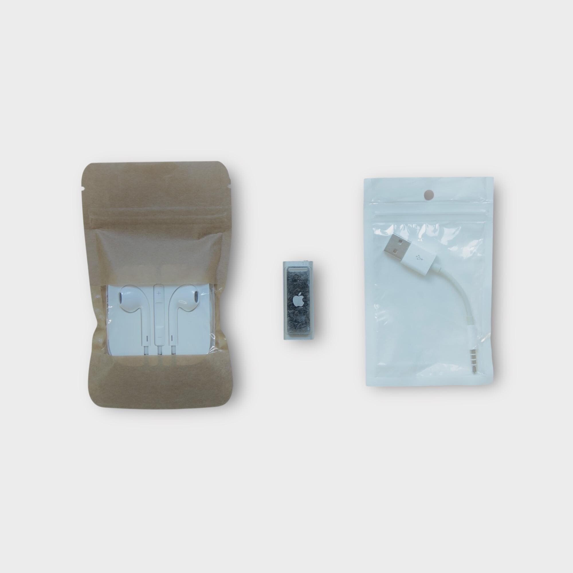 Apple iPod Shuffle 4GB (3rd Gen) - Image 2