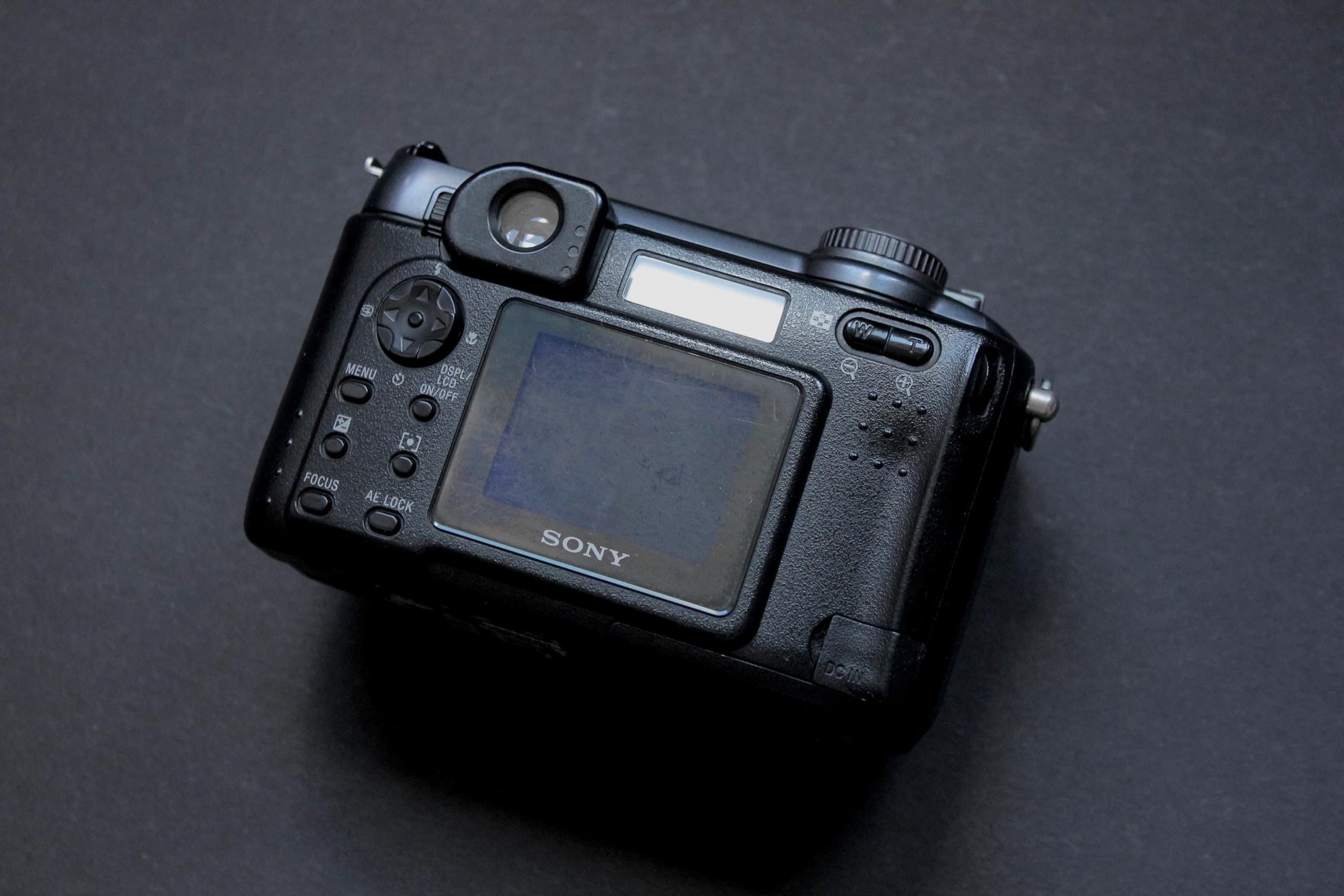 Sony Cyber-shot DSC-S85 - Image 6