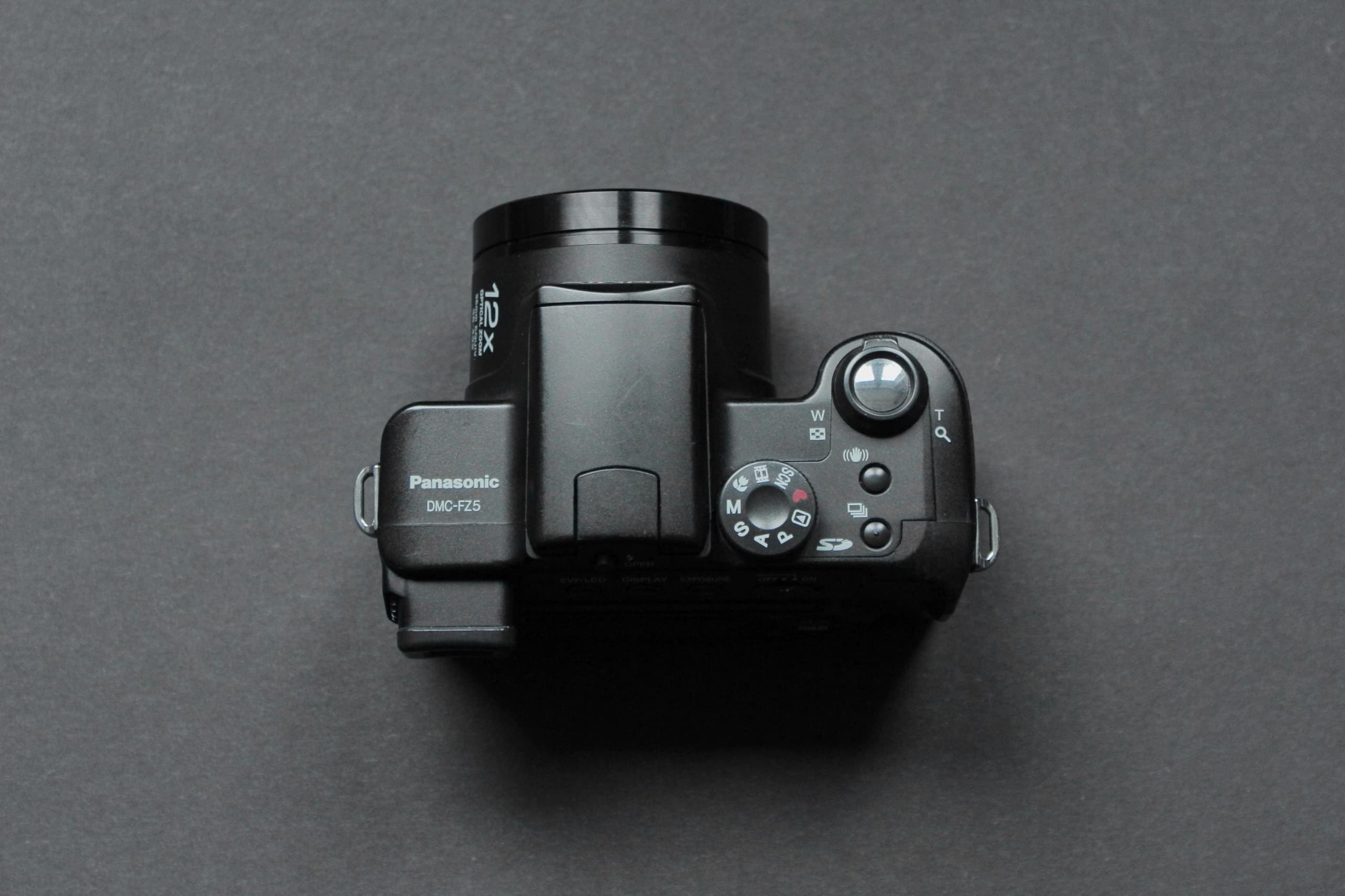 Panasonic Lumix DMC-FZ5 - Image 5