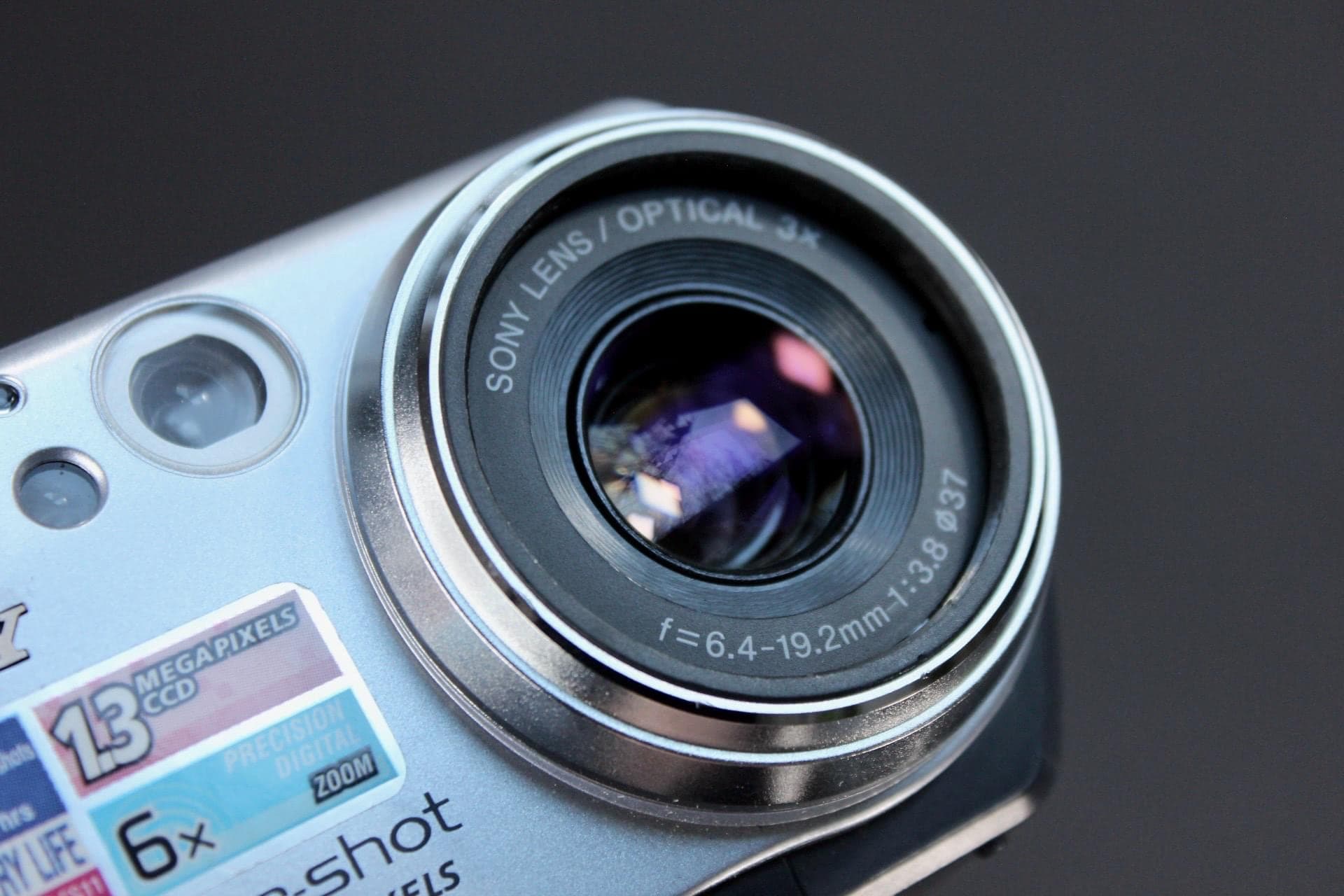 Sony Cyber-shot DSC-P30 - Image 3