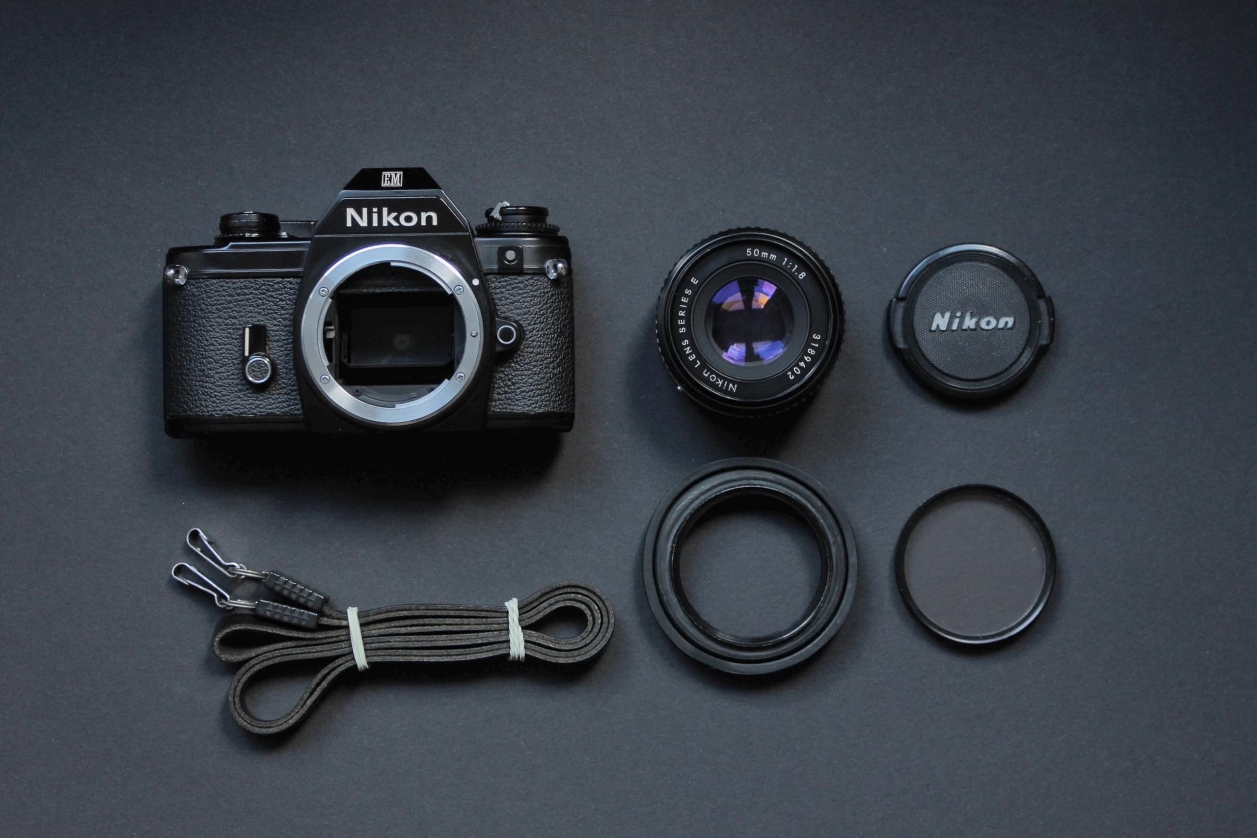 Nikon EM with Nikon Series E Lens - Image 2