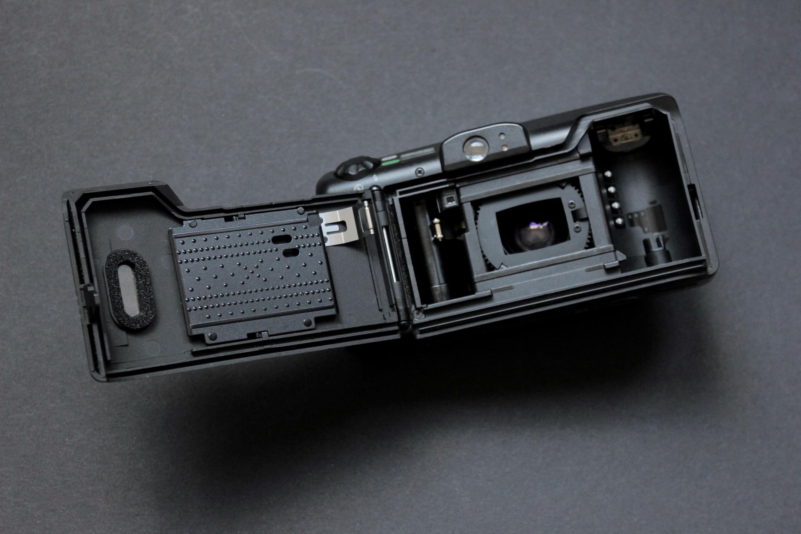 Canon Sure Shot 105 Zoom - Image 8