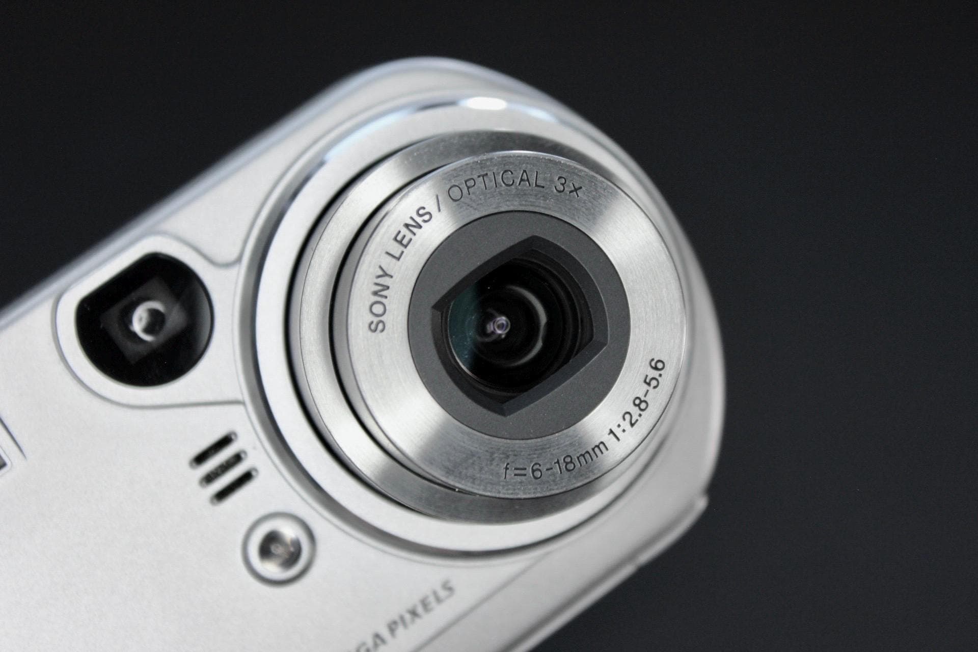 Sony Cyber-shot DSC-P72 - Image 4