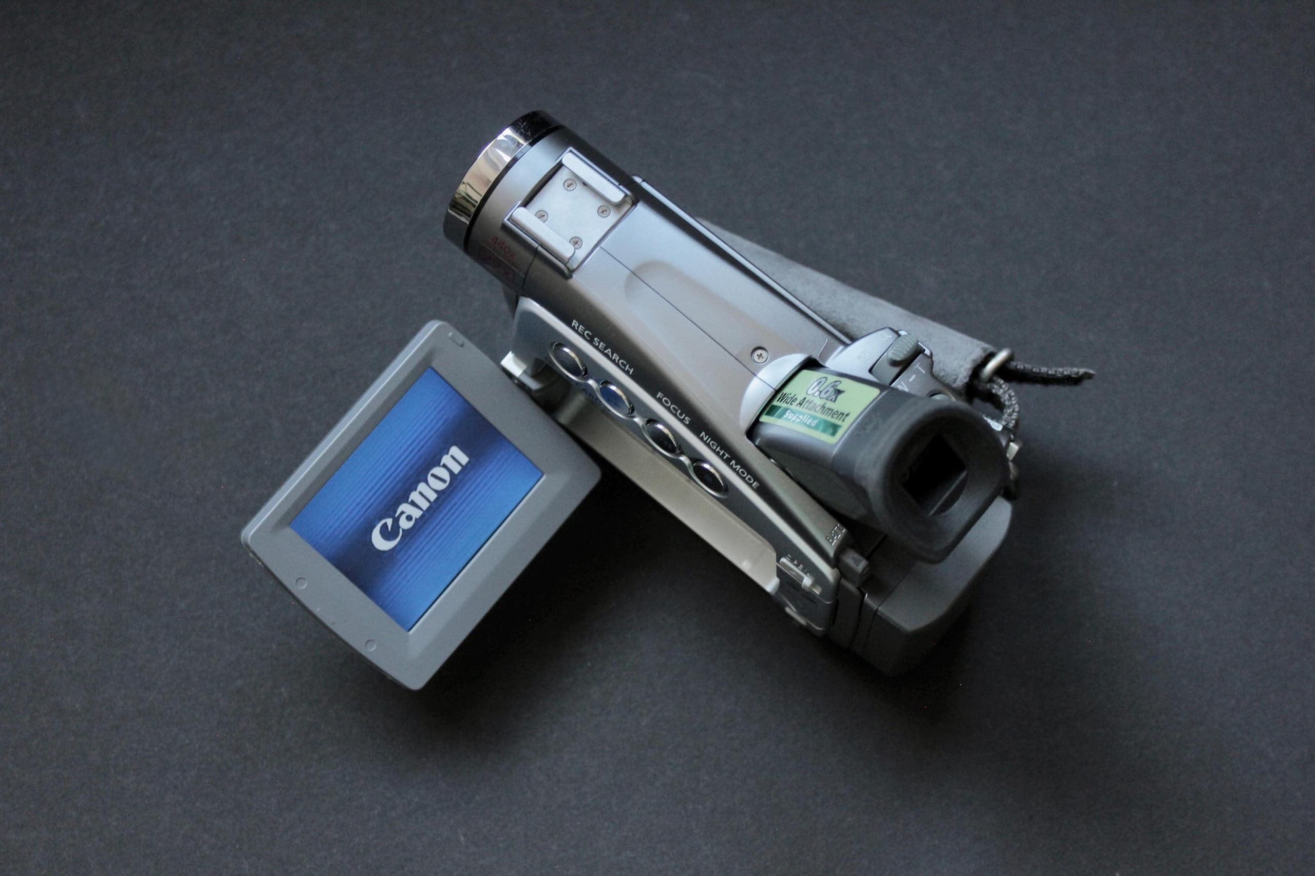 Canon MV750i - Image 7