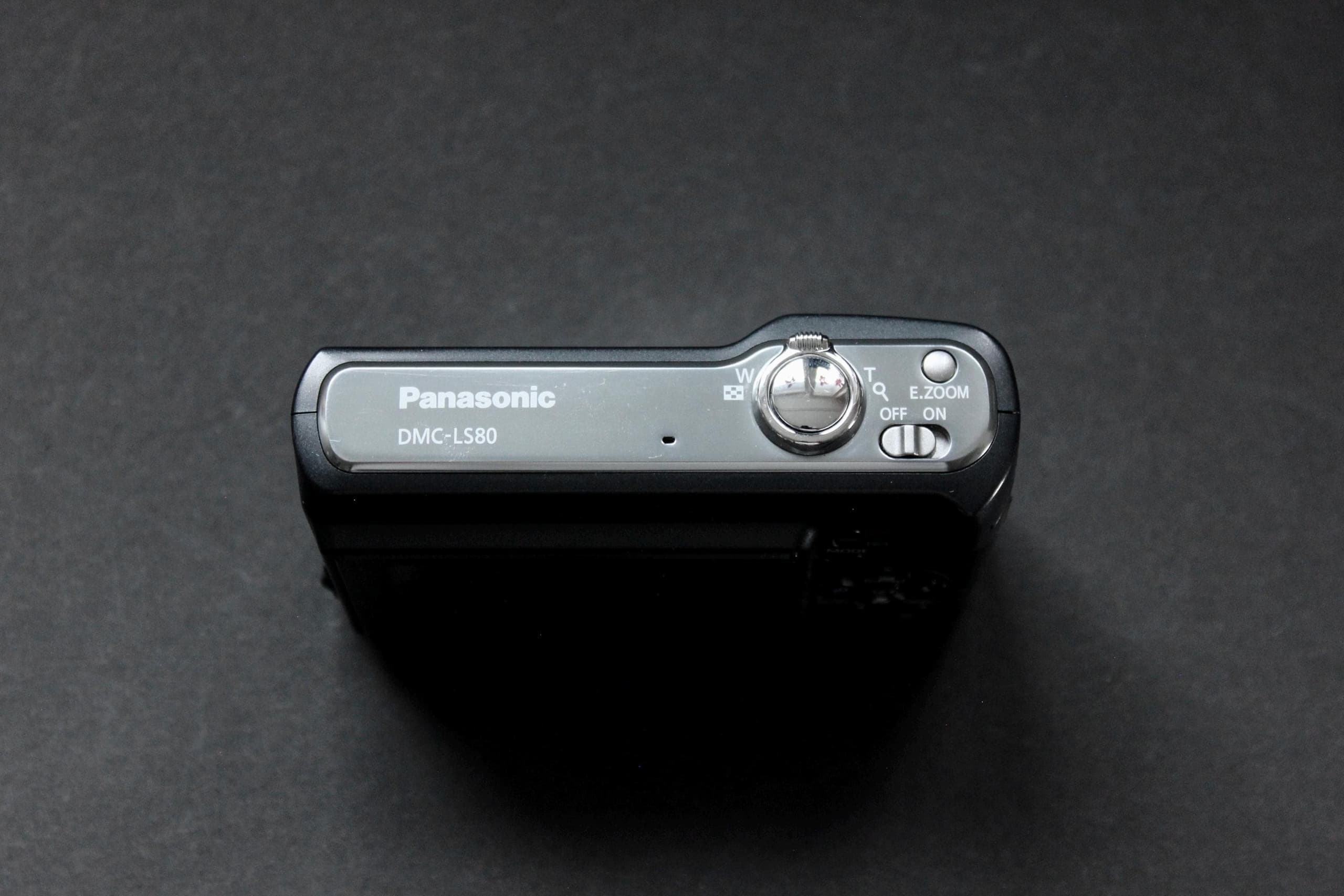 Panasonic Lumix DMC-LS80 - Image 3