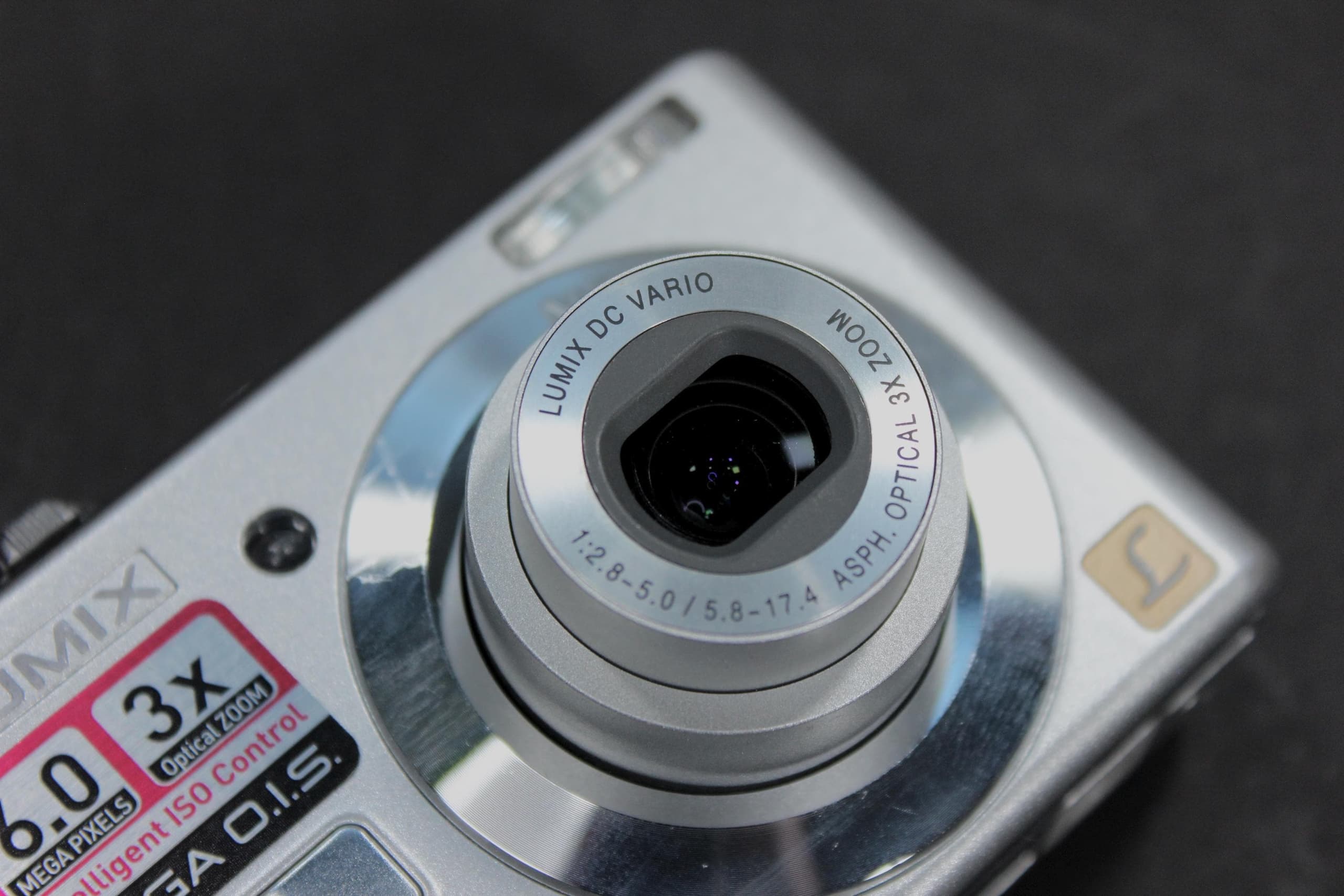 Panasonic Lumix DMC-LS60 - Image 4