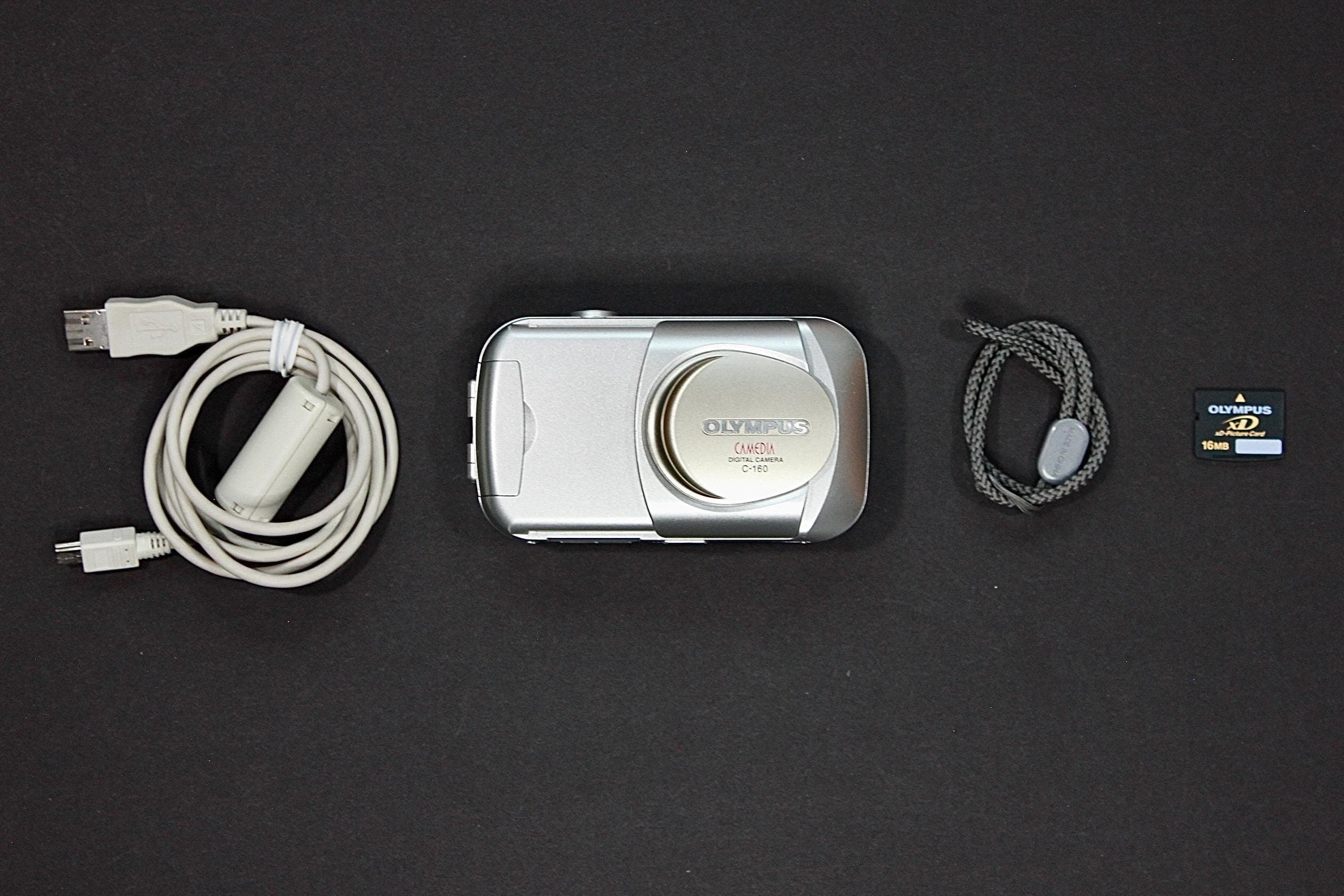 Olympus Camedia C-160 - Image 2