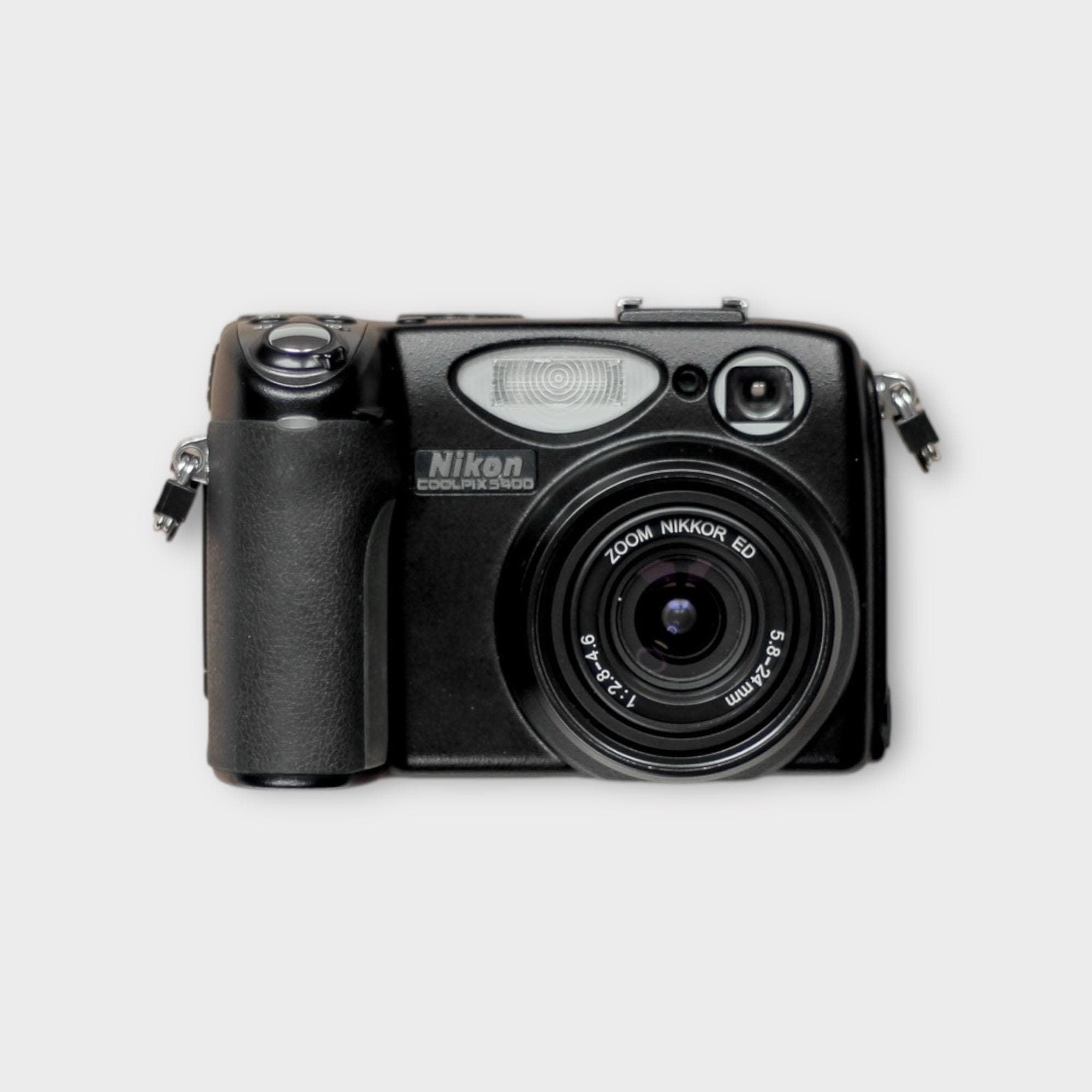 Nikon Coolpix 5400 - Image 1