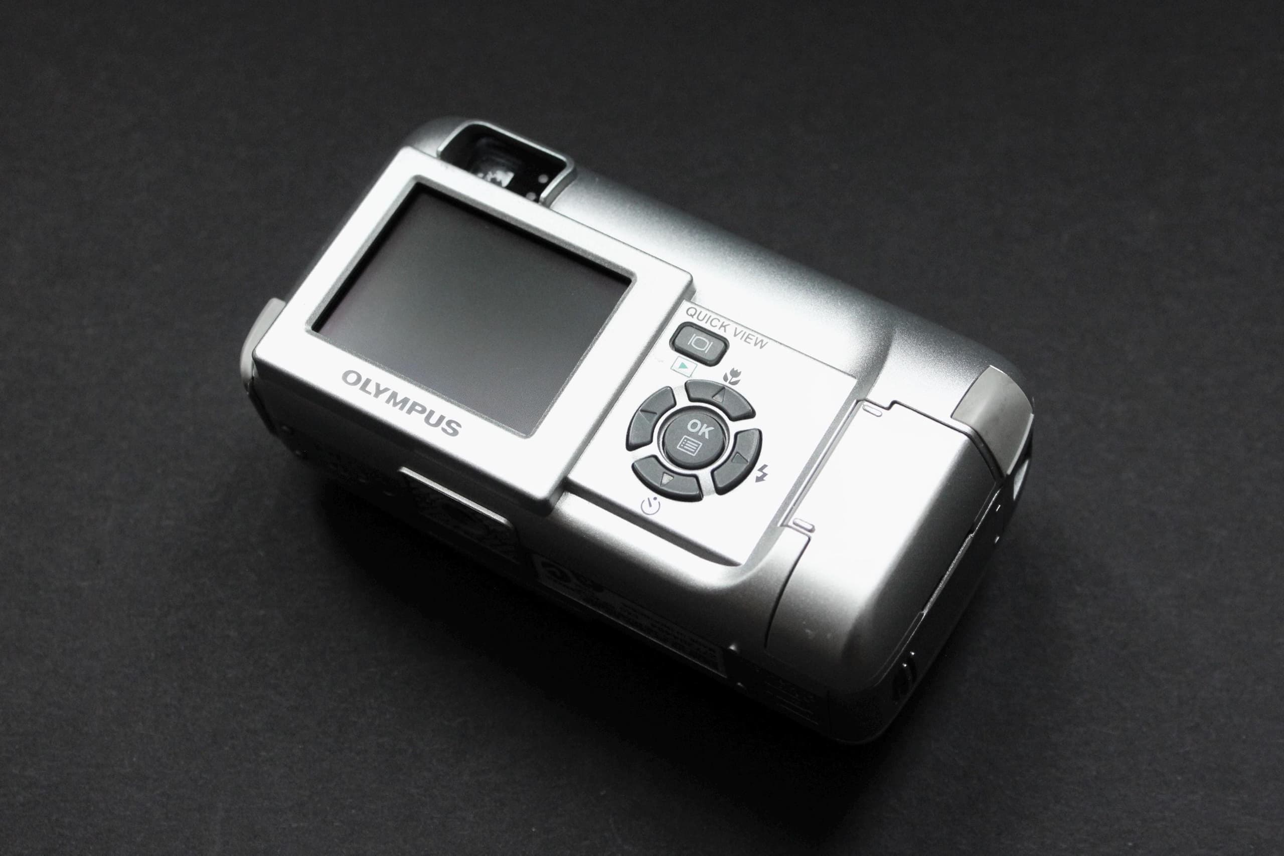 Olympus Camedia C-450 Zoom - Image 3