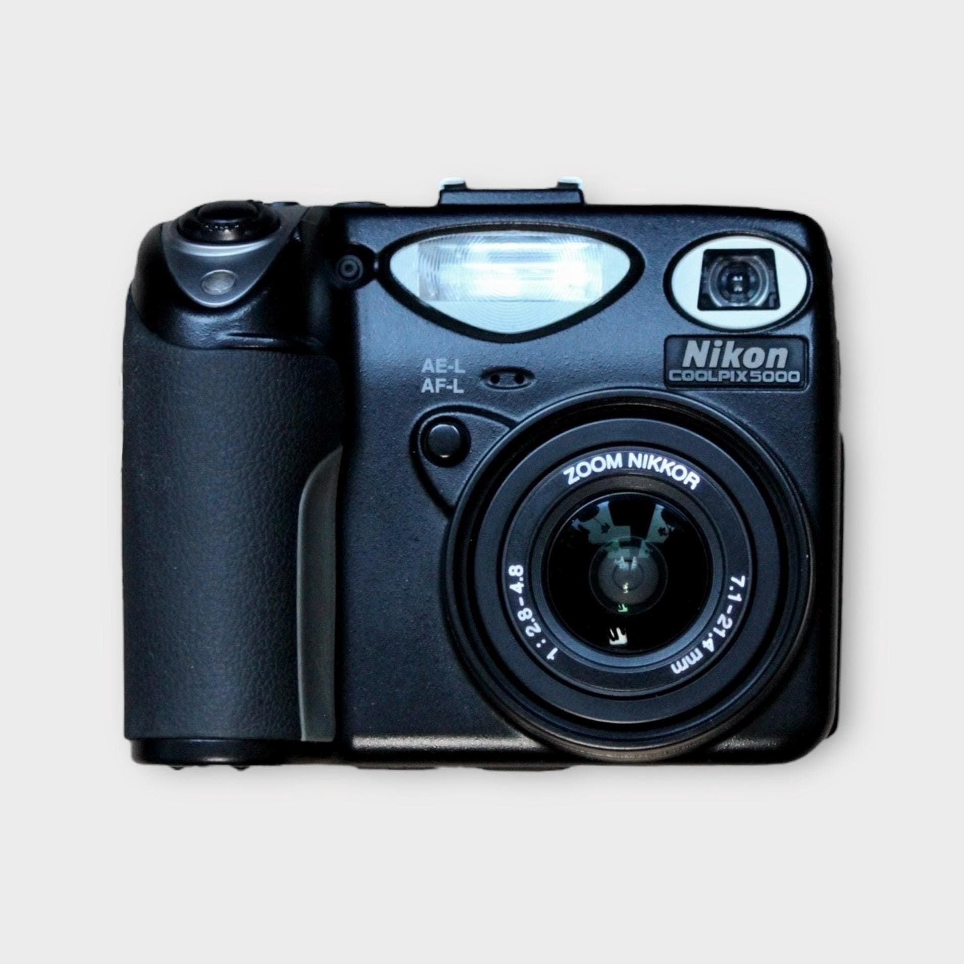 Nikon Coolpix 5000 - Image 1