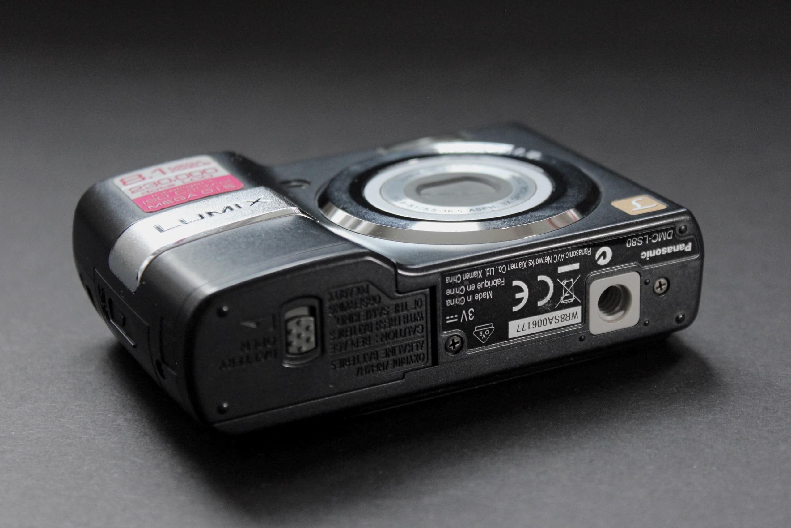 Panasonic Lumix DMC-LS80 - Image 4