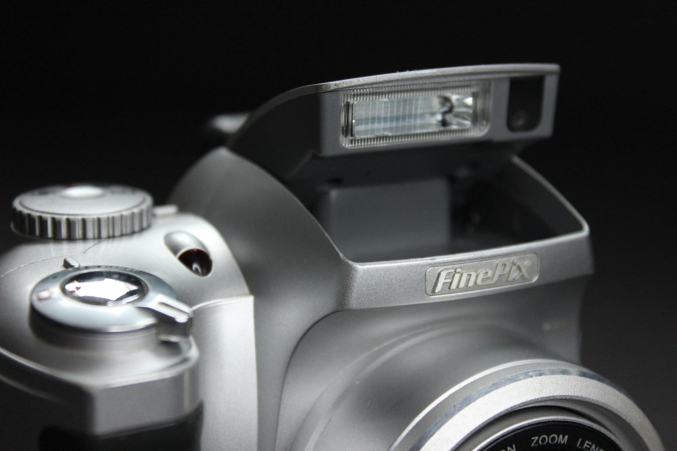 Fujifilm FinePix S3000 - Image 4