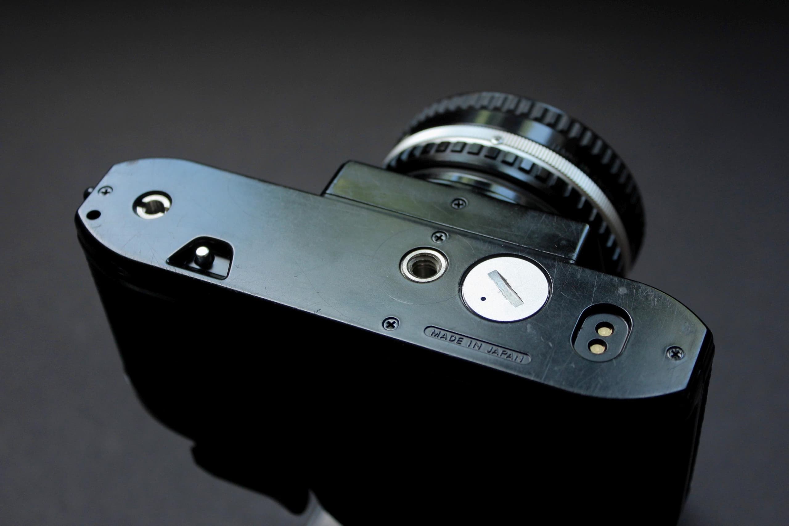 Nikon EM with Nikon Series E Lens - Image 7